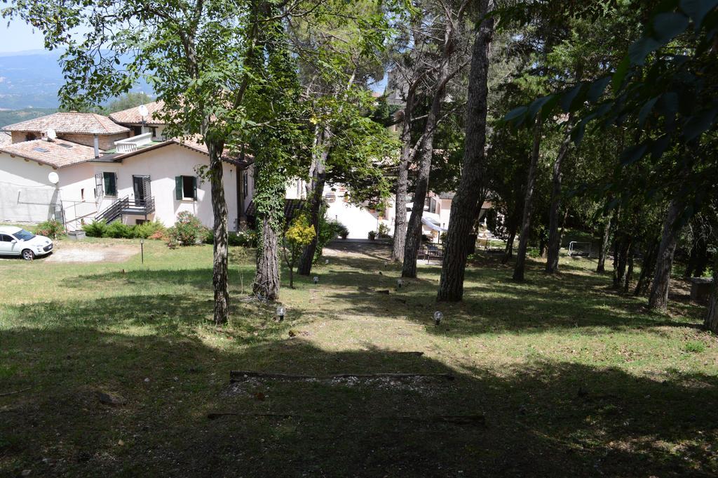 Hotel Dimora Della Fonte à Greccio Extérieur photo