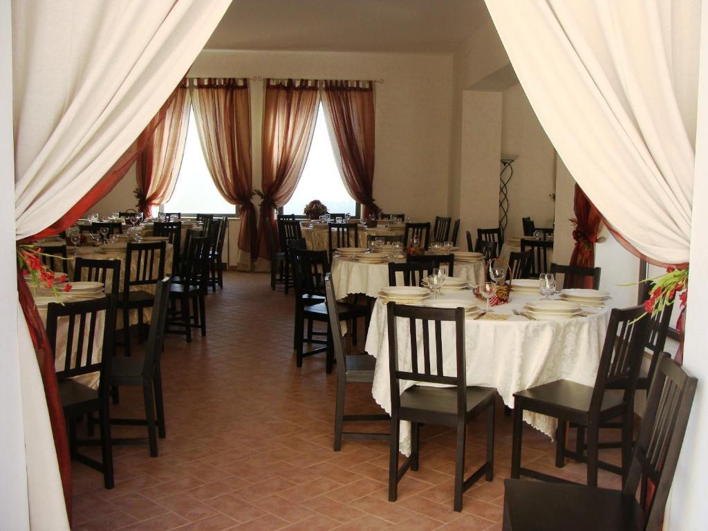 Hotel Dimora Della Fonte à Greccio Extérieur photo